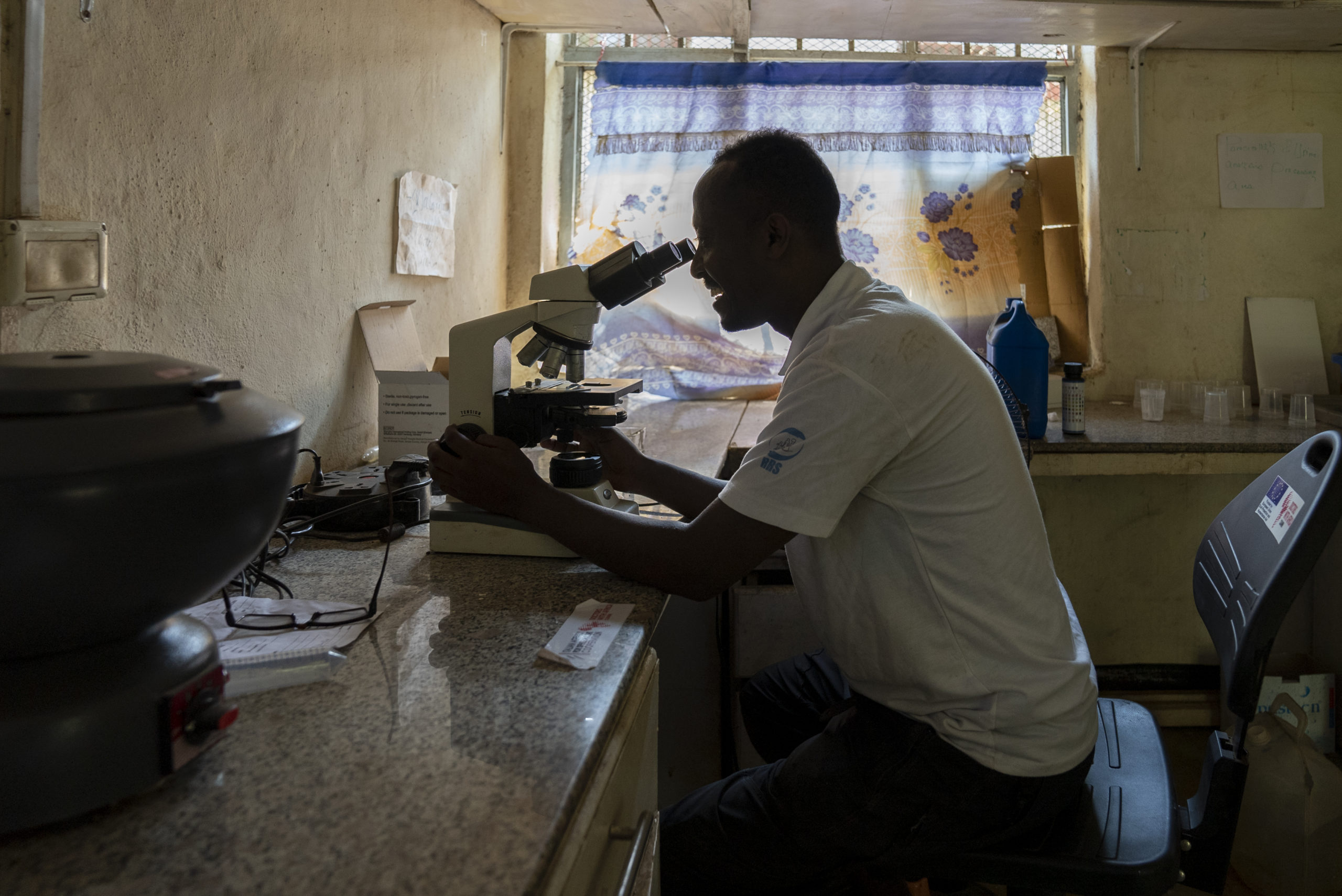 TENDER FOR THE CONSTRUCTION OF DIAGNOSTIC LABORATORY AICS 012590/09