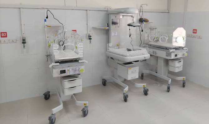 The renovated Nicu at Suhul Hospital equipped with a wall-mounted oxygen system.