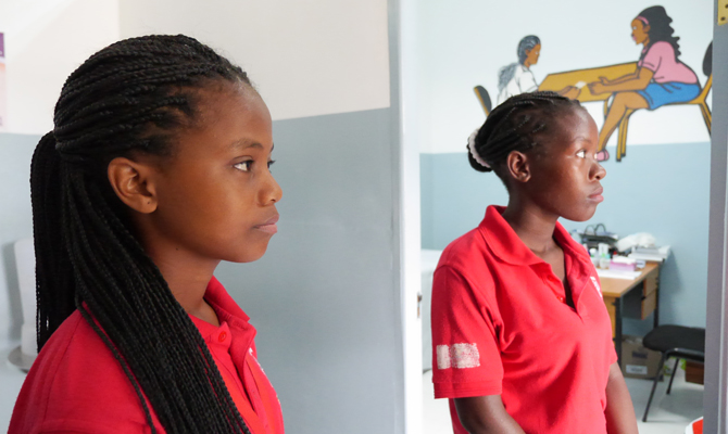 December 1: World AIDS Day In Africa young women are the most at risk