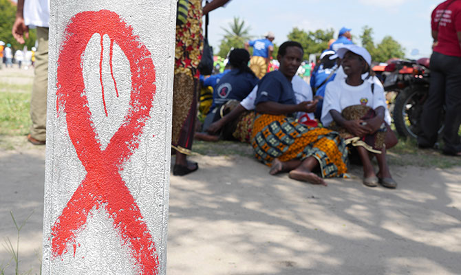 Mozambique An International Symposium on HIV